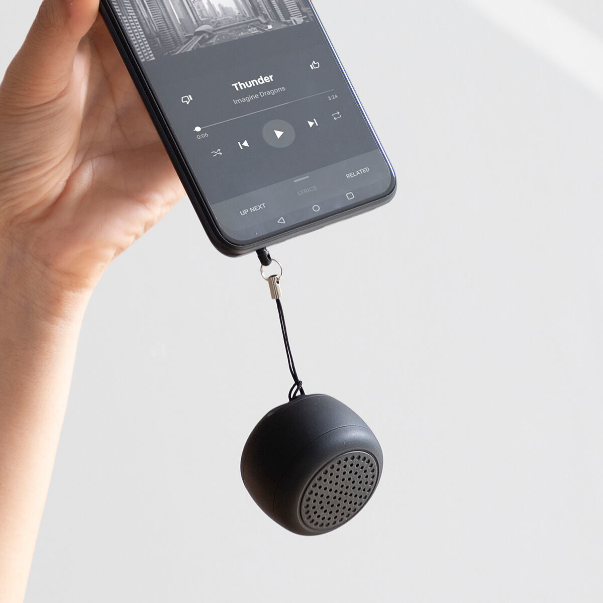Mini altavoz inalámbrico recargable portátil - Miund