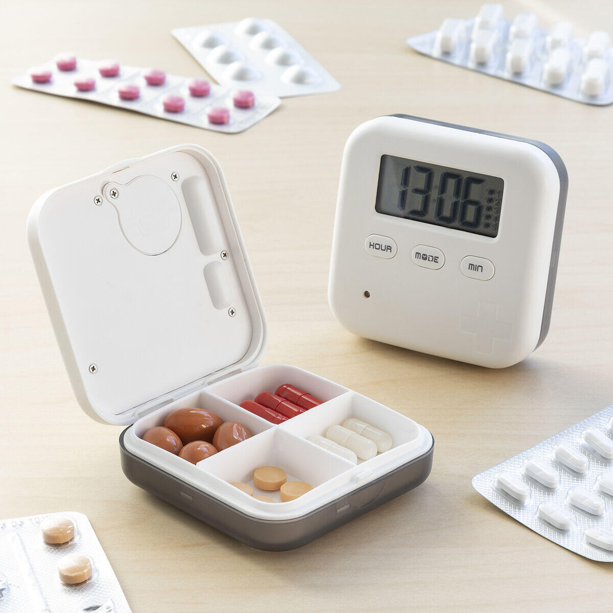 Pilly Electronic Smart Pill Box